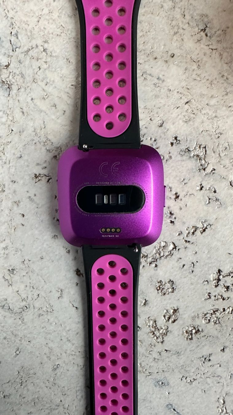 Fitbit Smartwatch: Fitbit Versa Lite Edition – Usato da Gisikon venduto da Jabuso 3