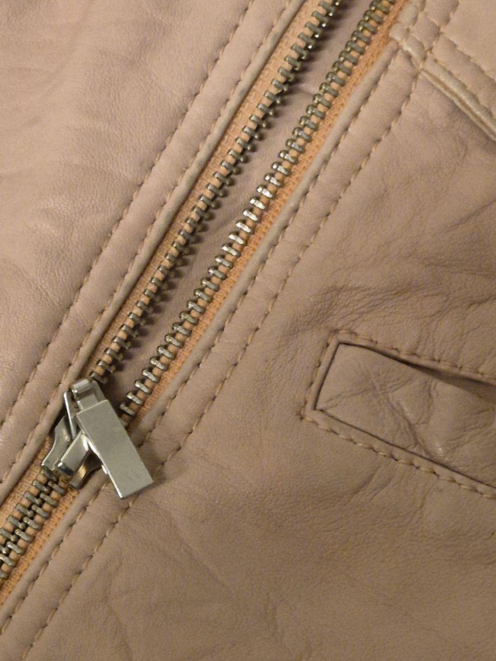 Esprit Giacche: Lederjacke altrosa von Esprit,Gr.36 – Usato da Villmergen venduto da MONCHHICHI 2