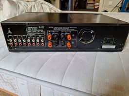 Ampli Technics SU A600