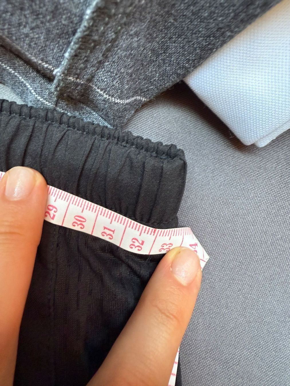 Reebok Pantaloni: Reebok Sport Shorts , Grösse S – Difettoso da Riehen venduto da edu_92w7 5
