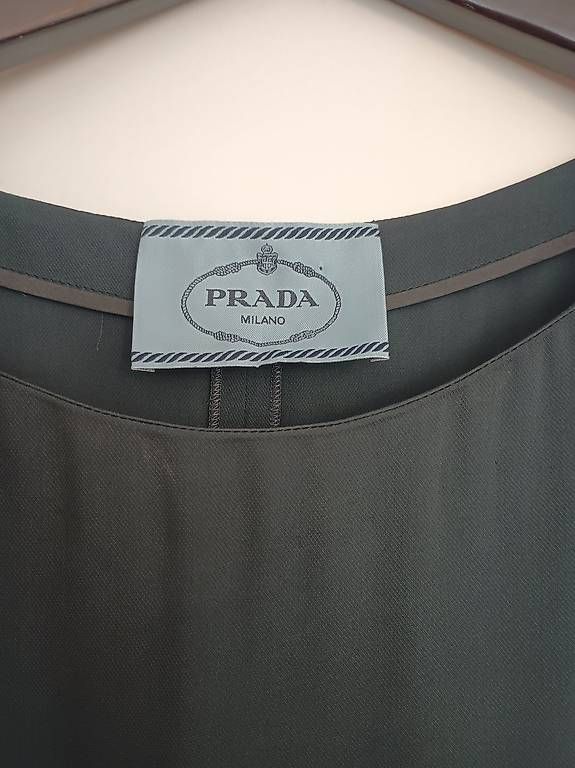 Prada Vestiti: Leichtes Kleid von Prada – Usato da Zürich venduto da Melianea 1