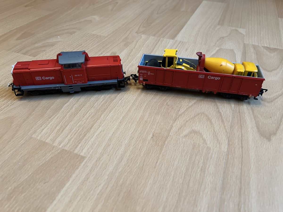 Fleischmann Modellini di ferrovie: Fleischmann Lokomotive Cargo DB – Usato da Gisikon venduto da ram_78bx