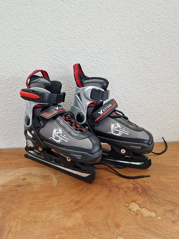 Schlittschuhe: Extend Dragon Junior Grösse 29-32 – Gebraucht aus Uerzlikon von Rotkreuzer