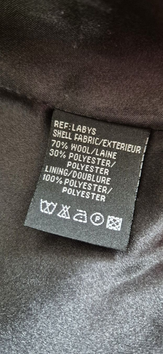 Cappotti: Manteau court super mignon – Usato da Villars-sur-Glane venduto da Verocac 8