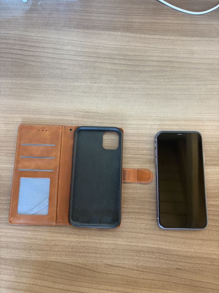 Apple Portables: IPhone 11 256GB – D'occasion à Sirnach par Fussball2003 1