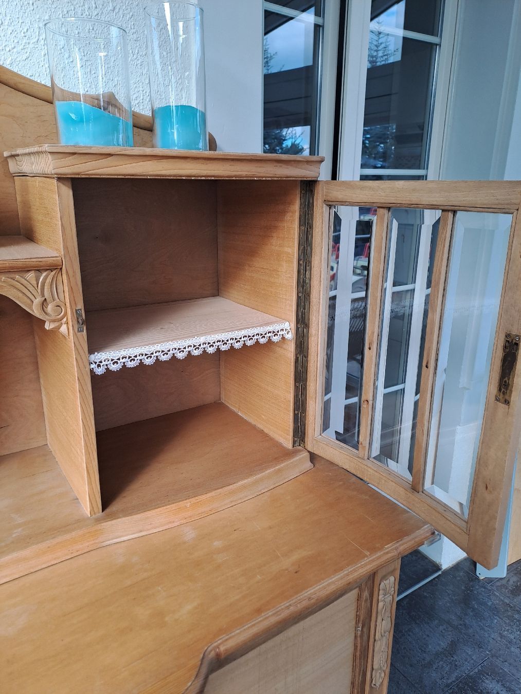 Büffets: Buffet aus Holz mit Glasvitrinen  – Gebraucht aus Rickenbach LU von bishiida 3