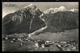 AK Bergün /Albulabahn, Ortsansicht mit Bergpanorama