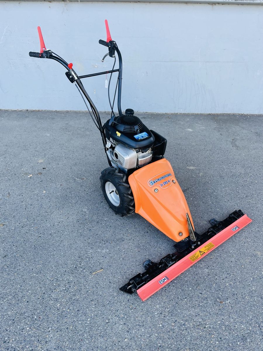 Husqvarna Tagliaerba: Balkenmäher mit Honda Motor – Usato da Würenlos venduto da Shop_Shop 2