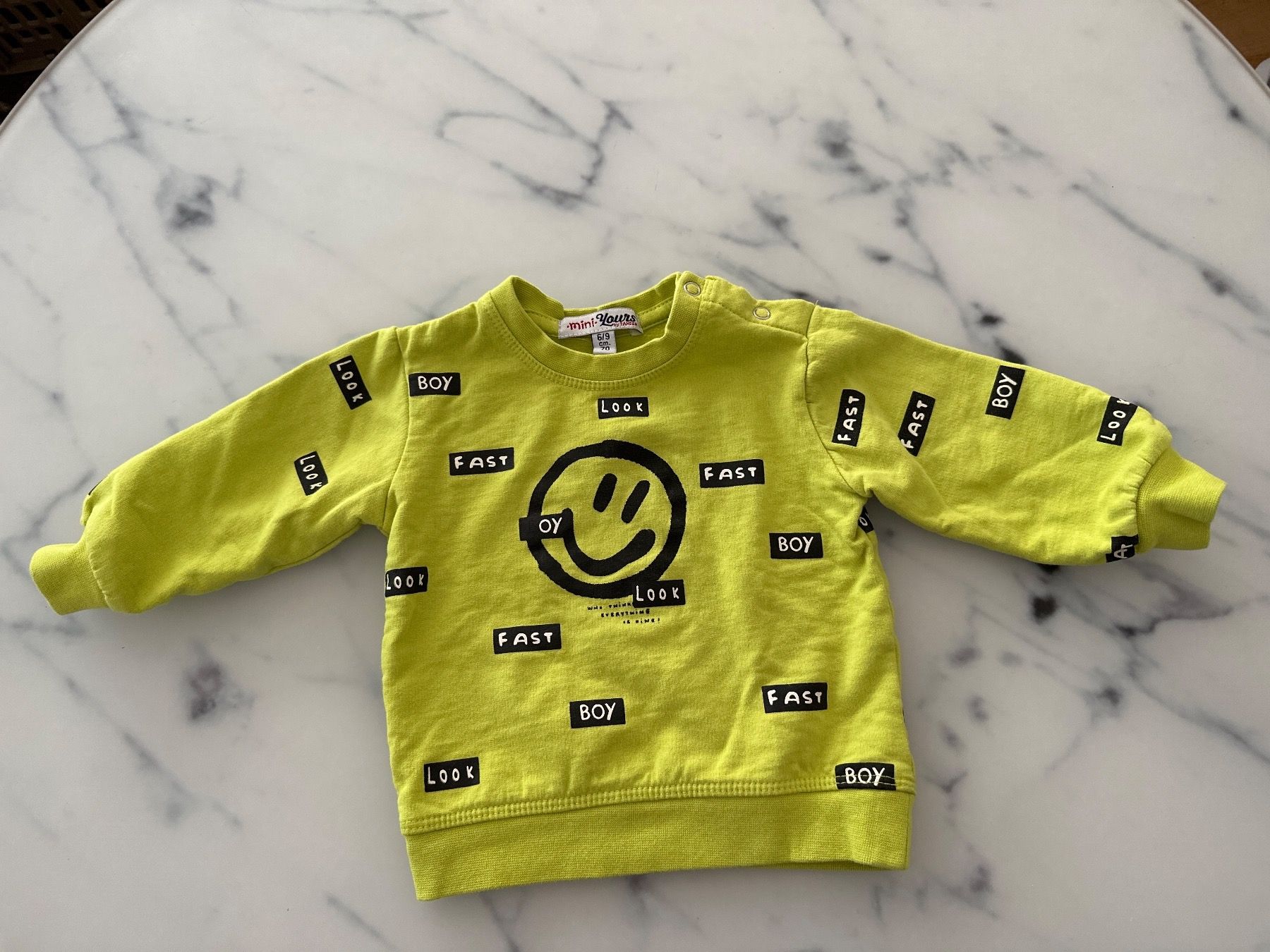 Maglioni & Felpe: Smiley Pullover Grösse 68/74 – Usato da Wangen b. Olten venduto da na_wal