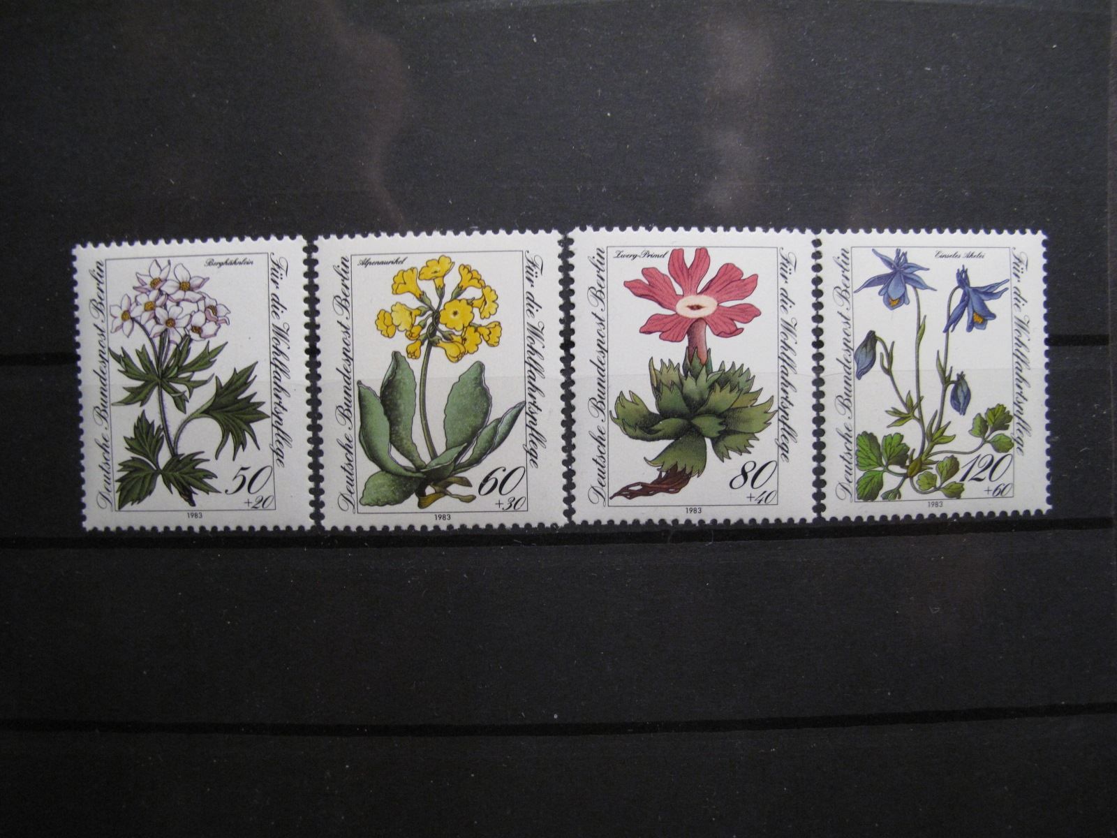 Medaglie: Berlin 1983 Gefährdete Alpenblumen ** – Usato da Wil SG venduto da fva01