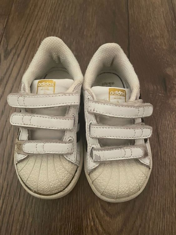 Scarpe da uomo: Schuhe Adidas Superstars – Usato da Embrach venduto da Leva11 2