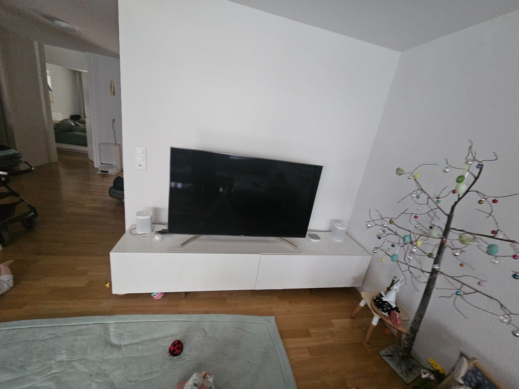 Mobili TV: TV Möbel / Lowboard in Weiss, Modern! – Usato da Thun venduto da LioNoel