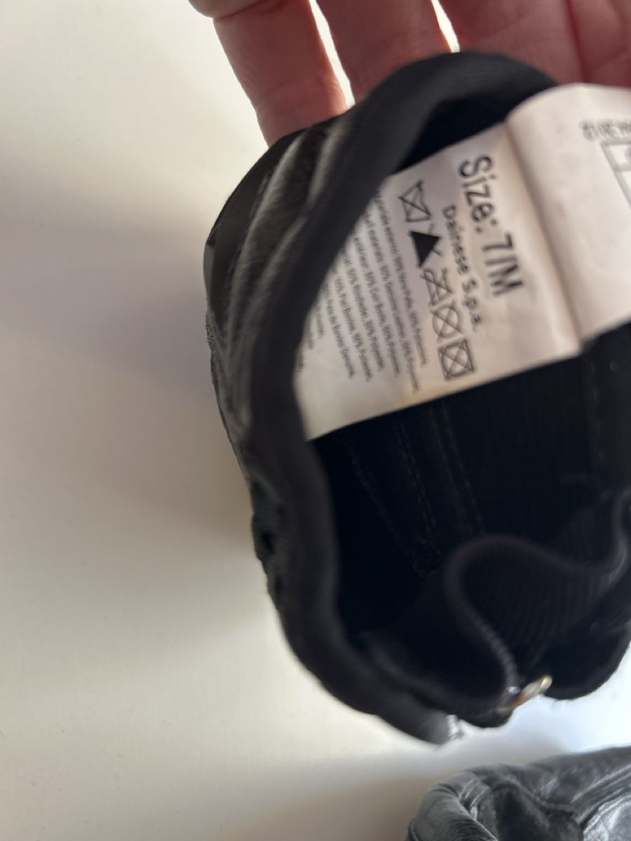 Caschi & visiere: Helmet and gloves for motorcycle  – Usato da Riva San Vitale venduto da mdu_q68b 6