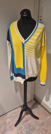 Pullover in Farbeblock-Design, Gr. XS, HIGH