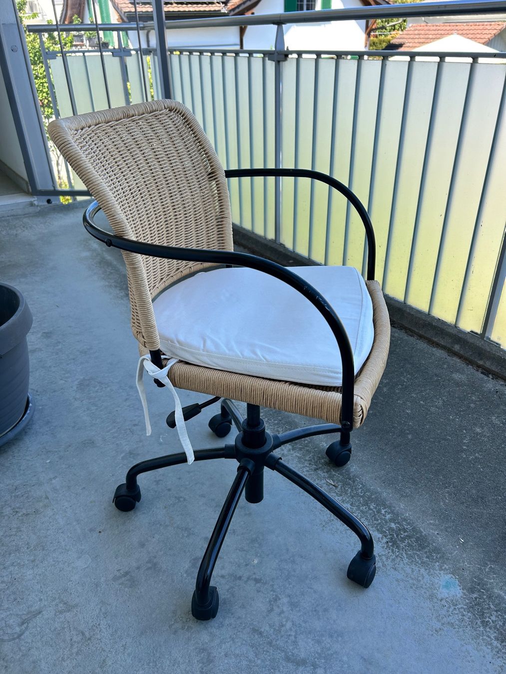 Ikea Sedie: Bürostuhl – Usato da freienbach venduto da sts_5bjq