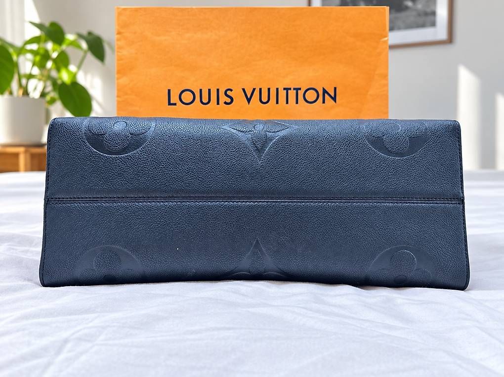 Taschen für Damen:  Louis Vuitton OnTheGo GM  Monogram Empreinte Nero – Neu und originalverpackt aus Maroggia von sha_n2dq 3