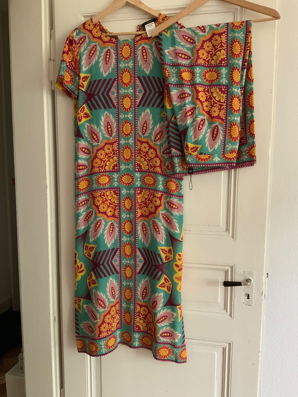 Max Mara Completi & Tailleur: Seidenensemble Max Mara Weekend – Usato da Basel venduto da dreiklang01