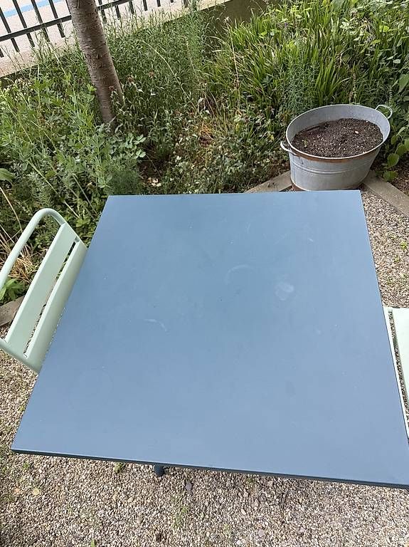 Giardimo Tischset: Giardimo LAB Retro Gartenset  Tisch mit 2 Stühlen – Gebraucht aus Winterthur von Fazzoletto 2