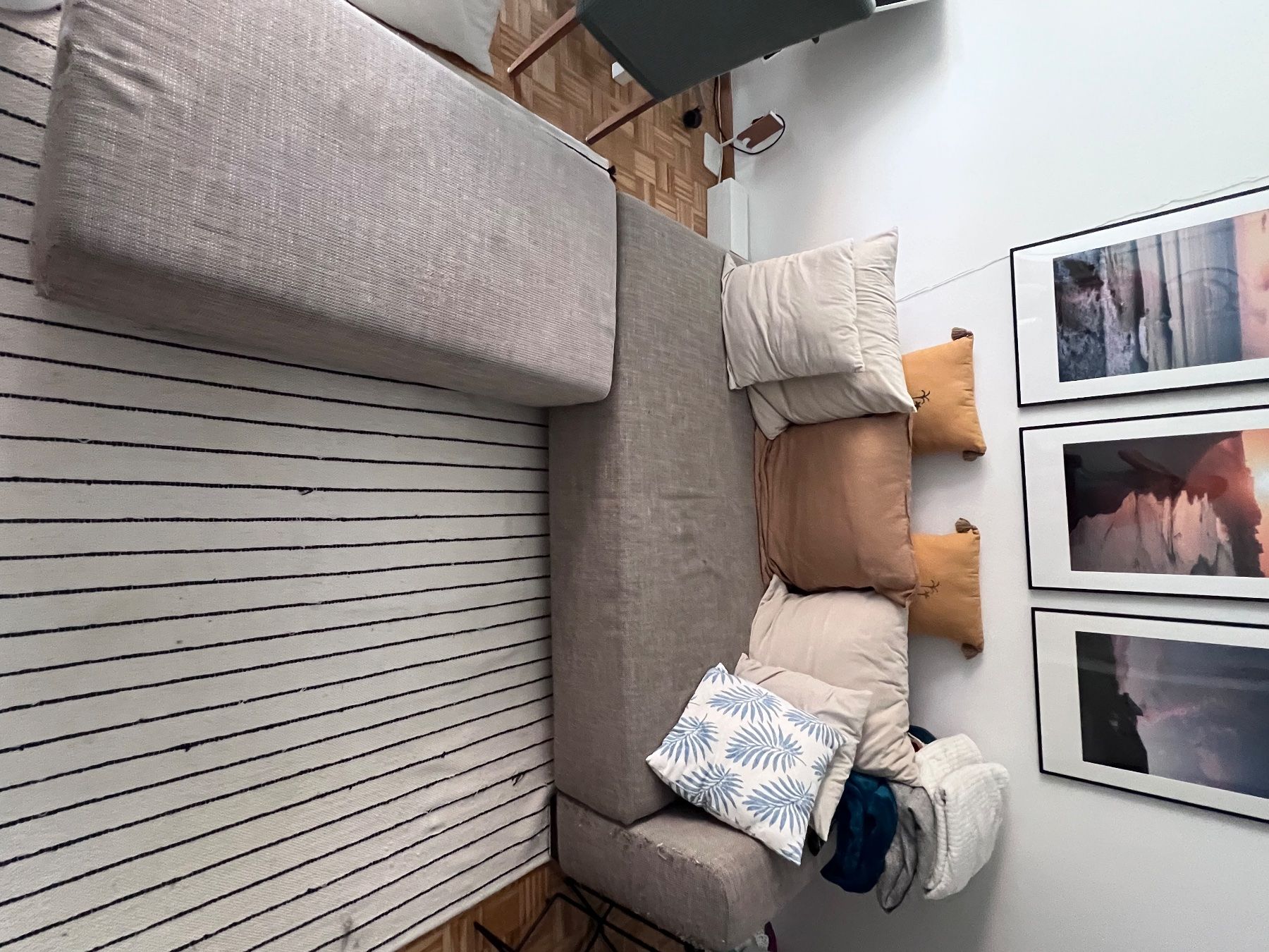 Sofas: Bettsofa mit Ottomane grau guter Zustand 250cm – Gebraucht aus Gossau Sg von olles 2