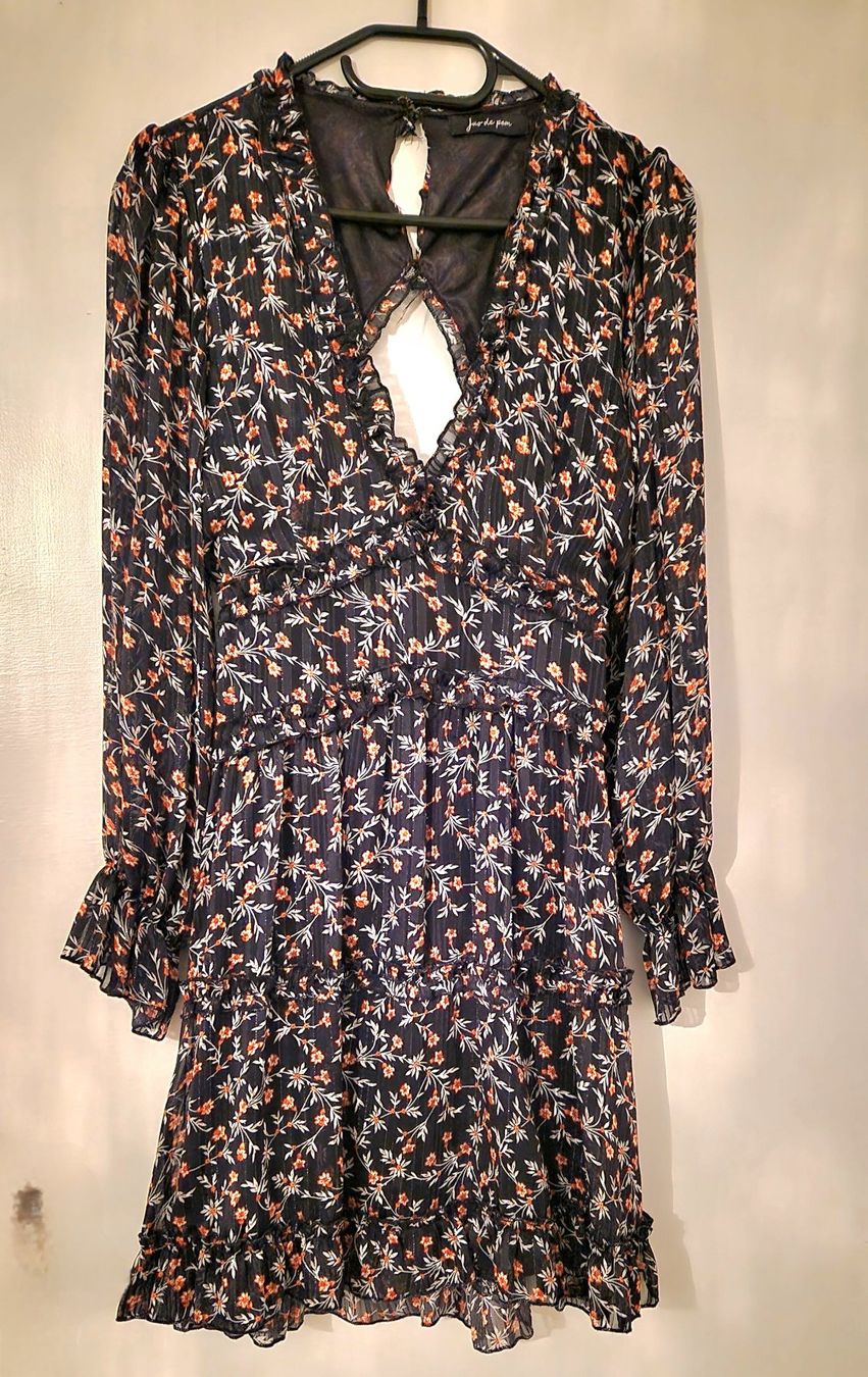 Kleider: Petite robe – Neu (gemäss Beschreibung) aus PORRENTRUY von tin_ff6p