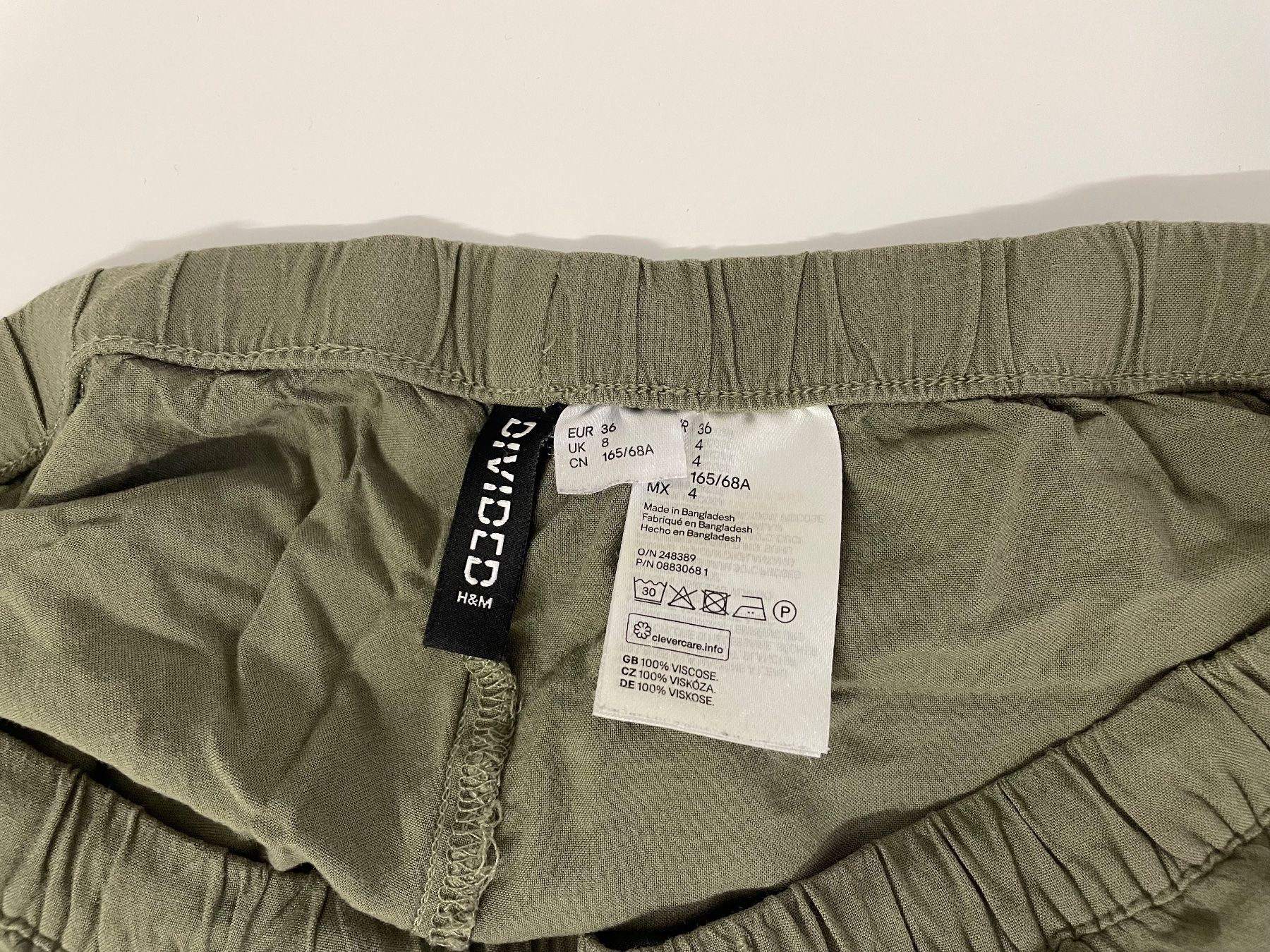 H&M Pantaloni: H&M Shorts 2 Stück – Usato da Basel venduto da Robyn20 2
