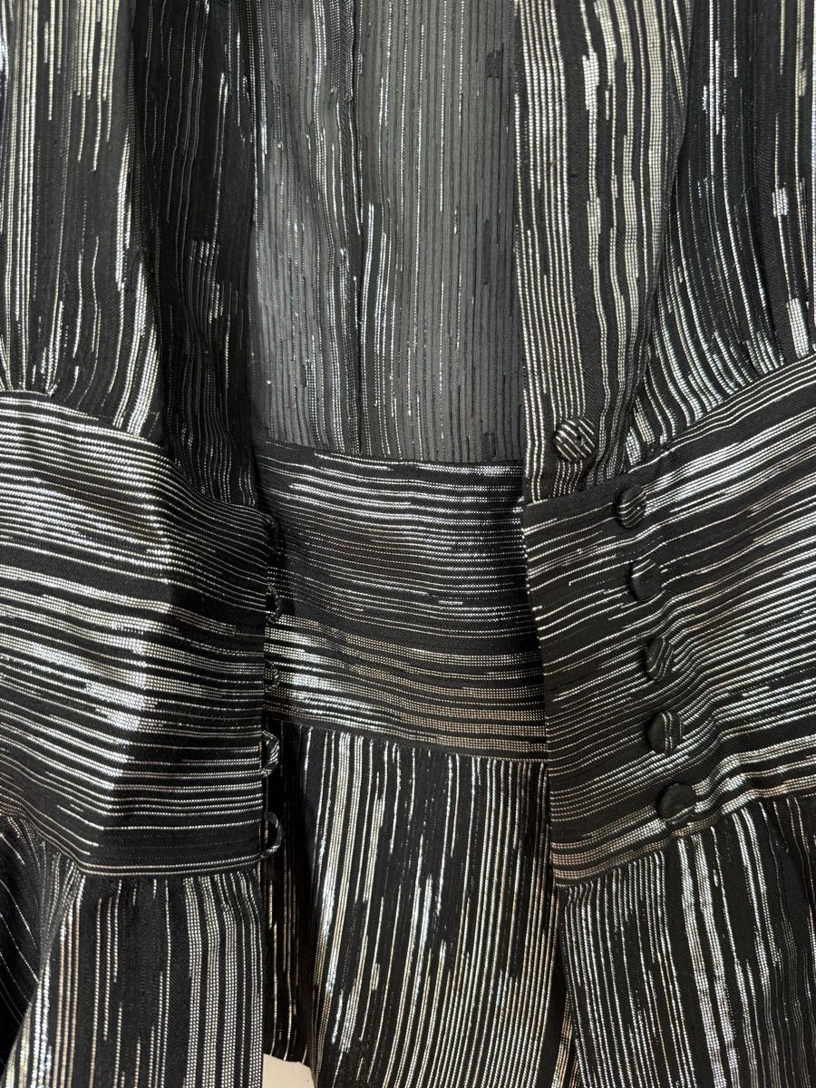 Bottega Veneta Blusen: Bottega Veneta Bluse Schwarz Silber – Gebraucht aus Zug von 5anna 3