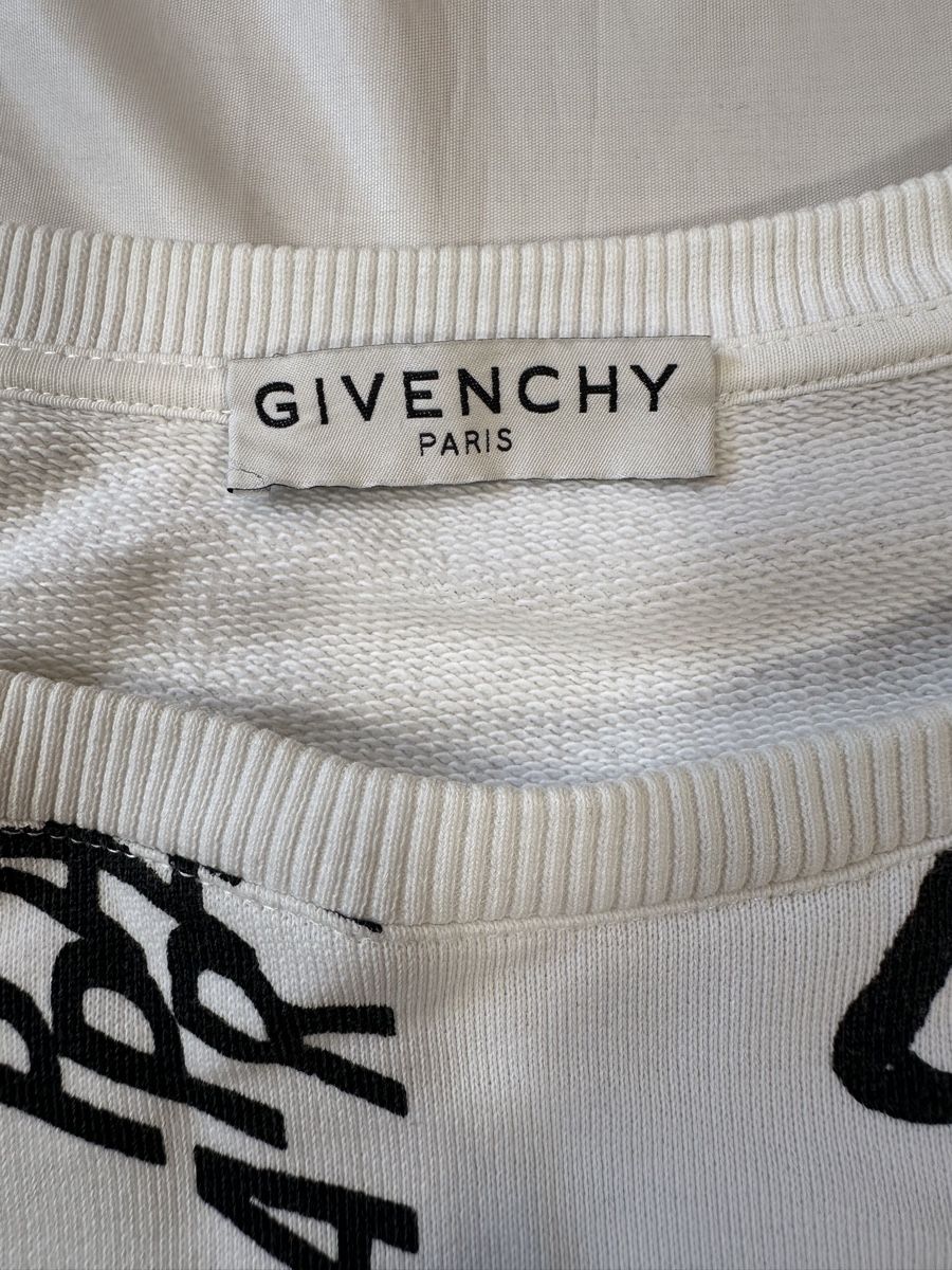 Givenchy Pullover & Sweatshirts: Givenchy Pullover  – Gebraucht aus Pfäffikon ZH von Nataliia. 2