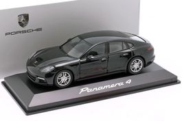 Porsche Panamera 4 / 2. Gen. ab  2017 schwarz 1-43 Herpa 80