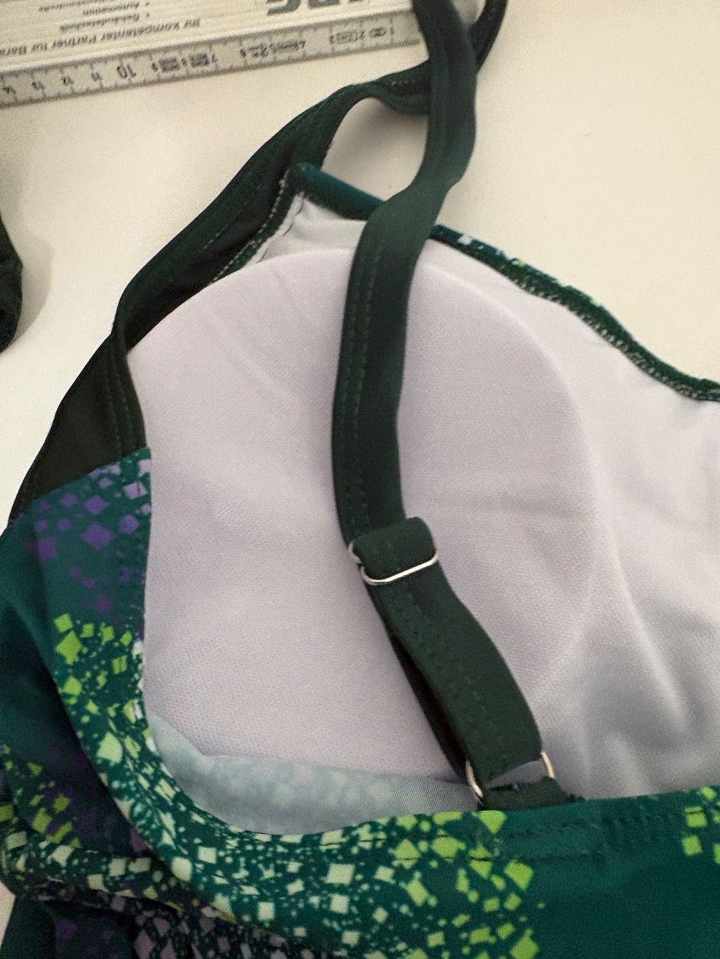 Costumi da bagno & Bikini: Badekleid Grösse XL Gruen gemustert – Nuovo (secondo la descrizione) da St.Gallen venduto da Bigdisch 2