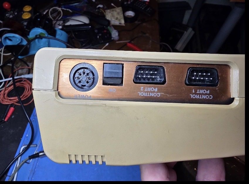Commodore PCs: Commodore 64 – D'occasion à Onex par kar_7dth 2