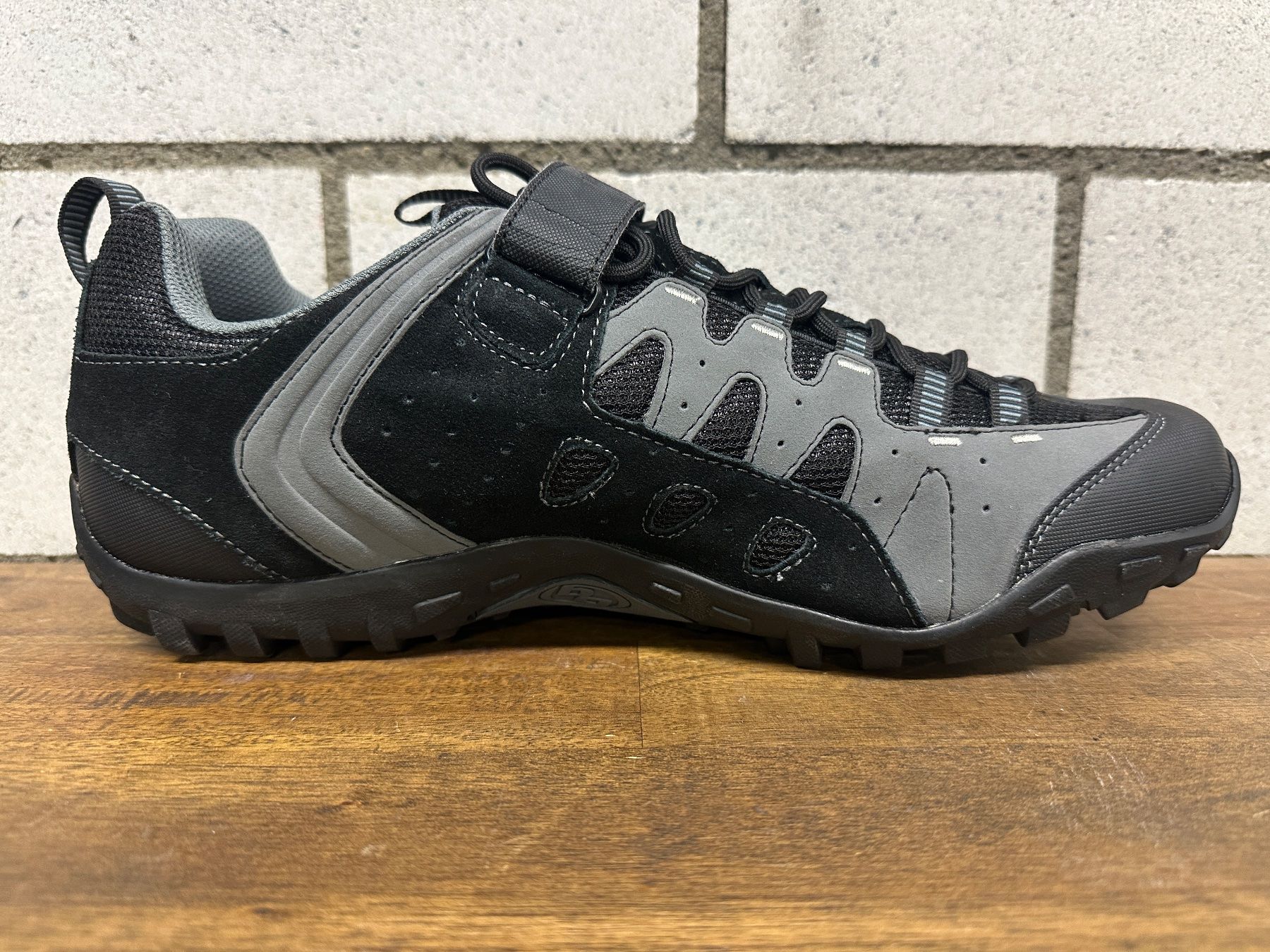 Specialized Herrenschuhe: Specialized Tahoe Bike Schuh Gr. 48 – Neu und originalverpackt aus Wetzikon ZH von  2