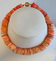 Orange Korallen Kette