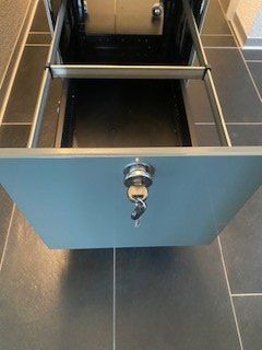 Banconi: Quadro grauer Rollcontainer – Usato da Wohlen b. Bern venduto da Gabbana2 4