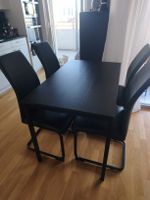 Esstisch IKEA SANDSBERG mit 4 schwarzen Schwingstühlen