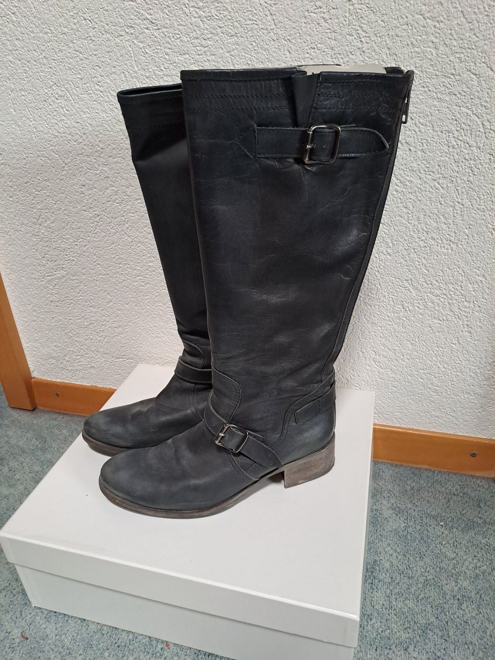Damenschuhe: Hochwertiger Lederstiefel, NP 479.--, Gr. 38.5 – Gebraucht aus Frauenfeld von Andadaa 2