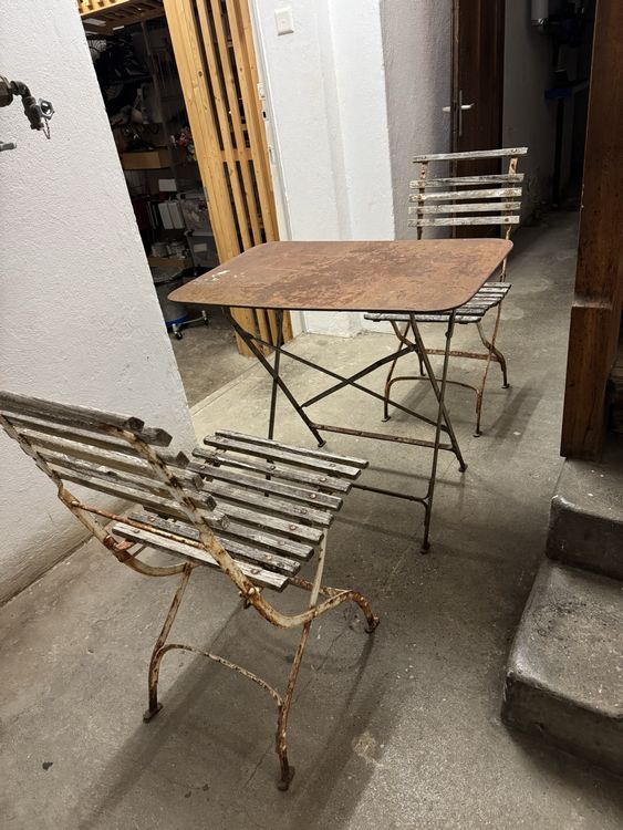 Vintage Gartenmöbel-Set, Tisch & 2 Stühle, Klappbar (Gebraucht) in Wald/ZH für CHF 50 – nur Abholung auf Ricardo kaufen