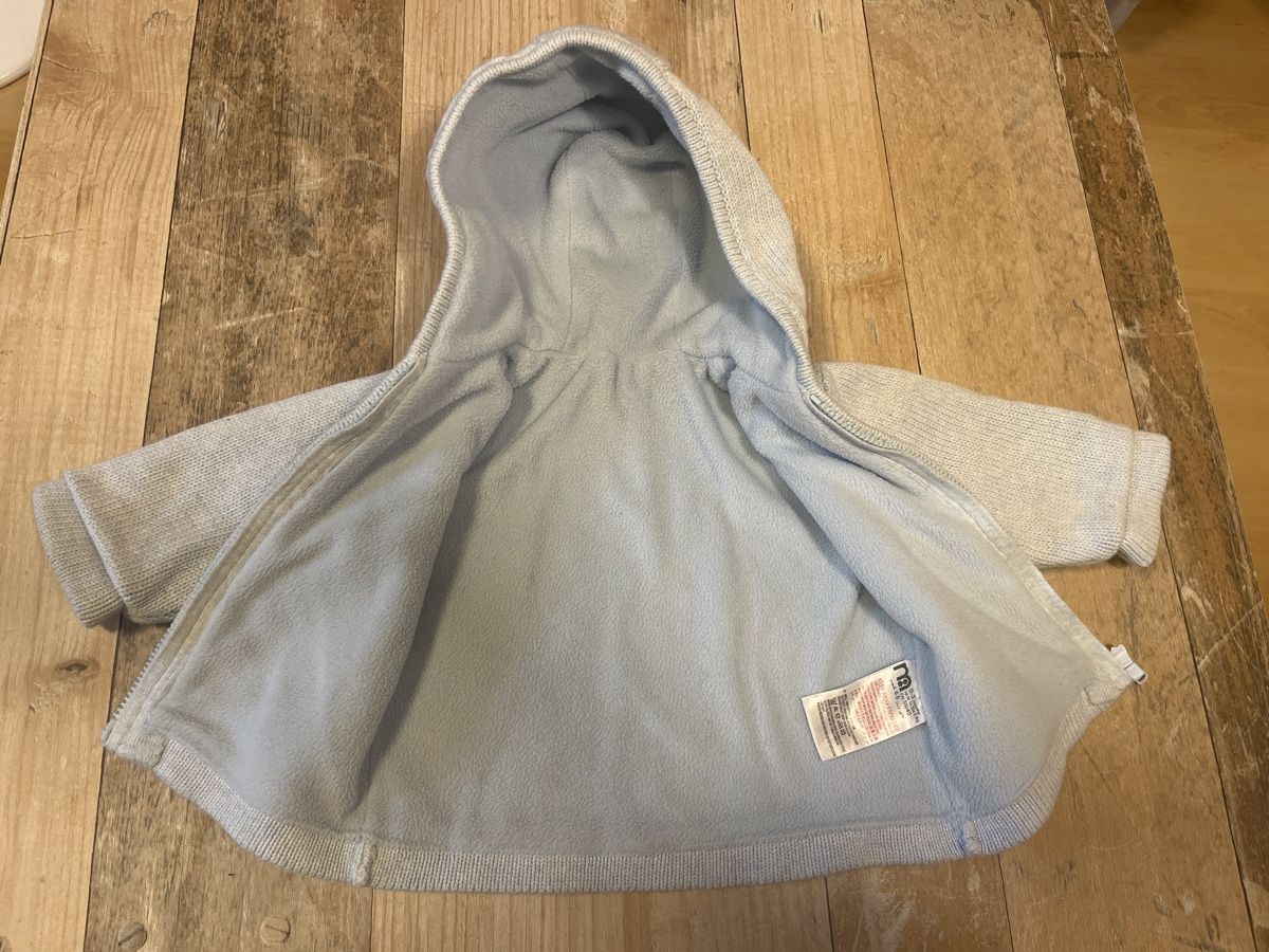Pullover & Sweatshirts: Süsser Baby blauer Pullover mit Kapuze Gr. 56 – Gebraucht aus Kaisten von Wavechip 2