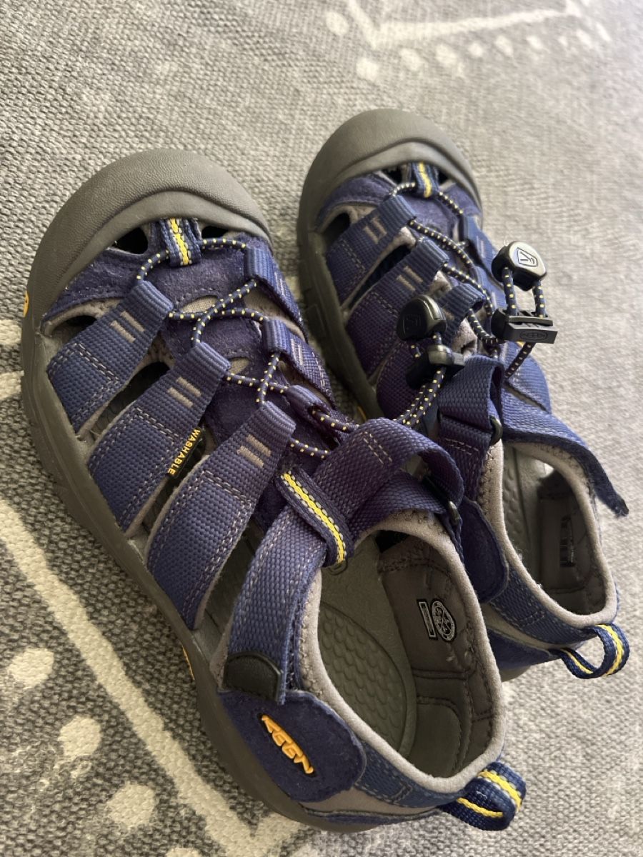 Keen Scarpe per ragazzi: Sandalen Keen Grösse 36 – Usato da Spiez venduto da Vemai