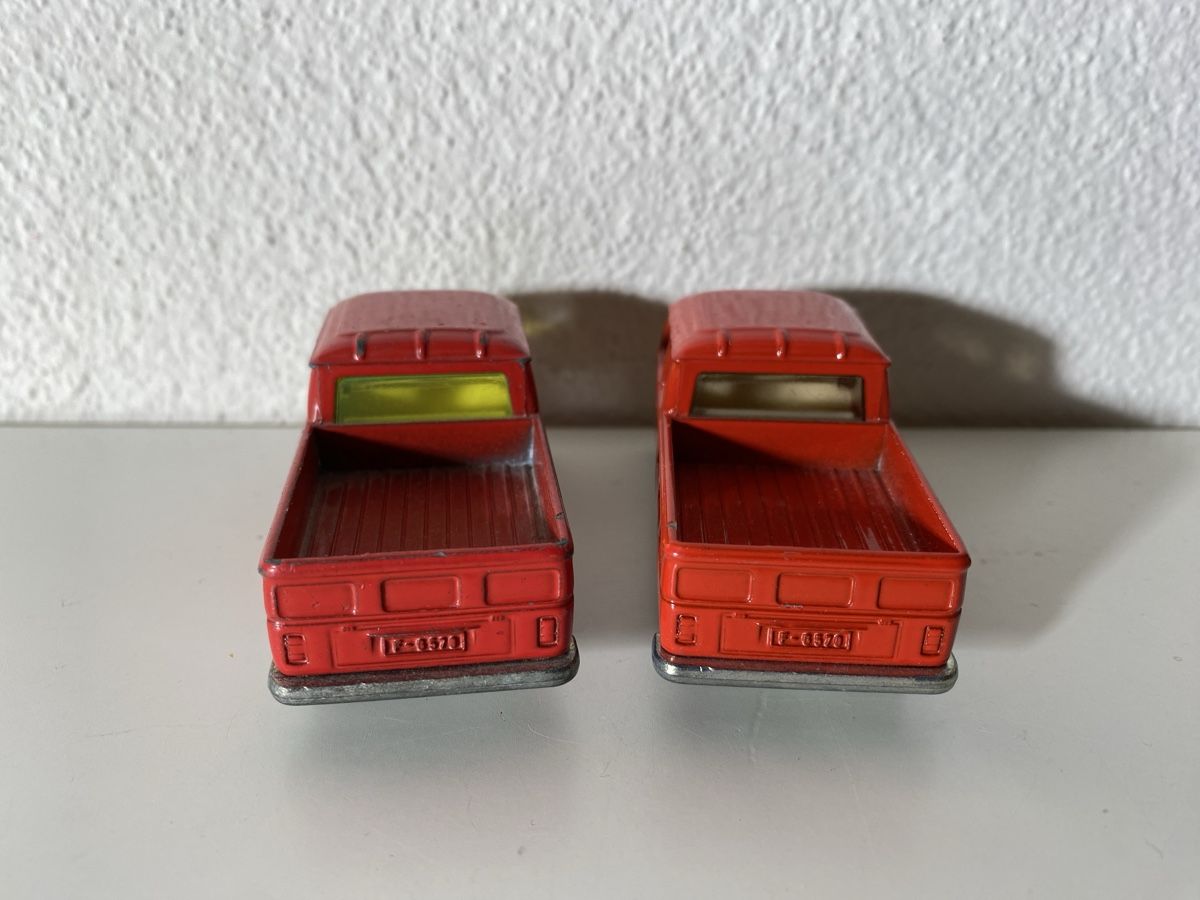 Siku Modellini d'auto: Siku 2x VW Bus – Usato da Winterthur venduto da ben_9vxx 3