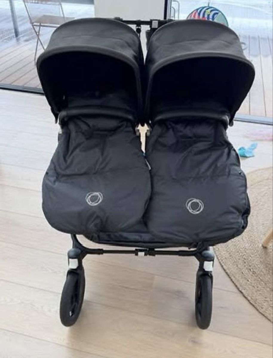 Bugaboo Carrozzine: Bugaboo Donkey 5 mit viel Zubehör – Usato da Wollerau venduto da Bieter_d