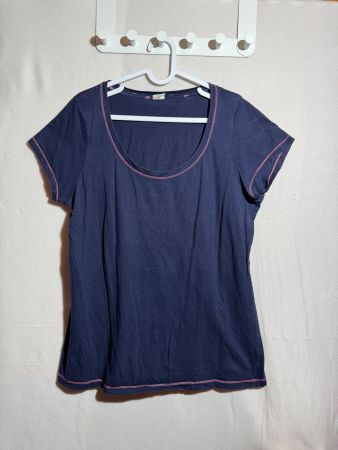 Dunkelblaues T-Shirt von Ellen amber Gr. M