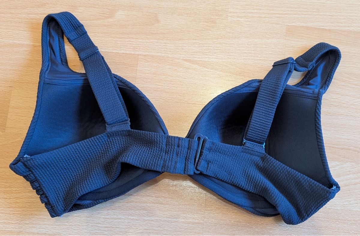 H&M Costumi da bagno & Bikini: Bikinioberteil dunkelblau - Gr. 44 – Usato da St. Silvester venduto da Fabelliii 1