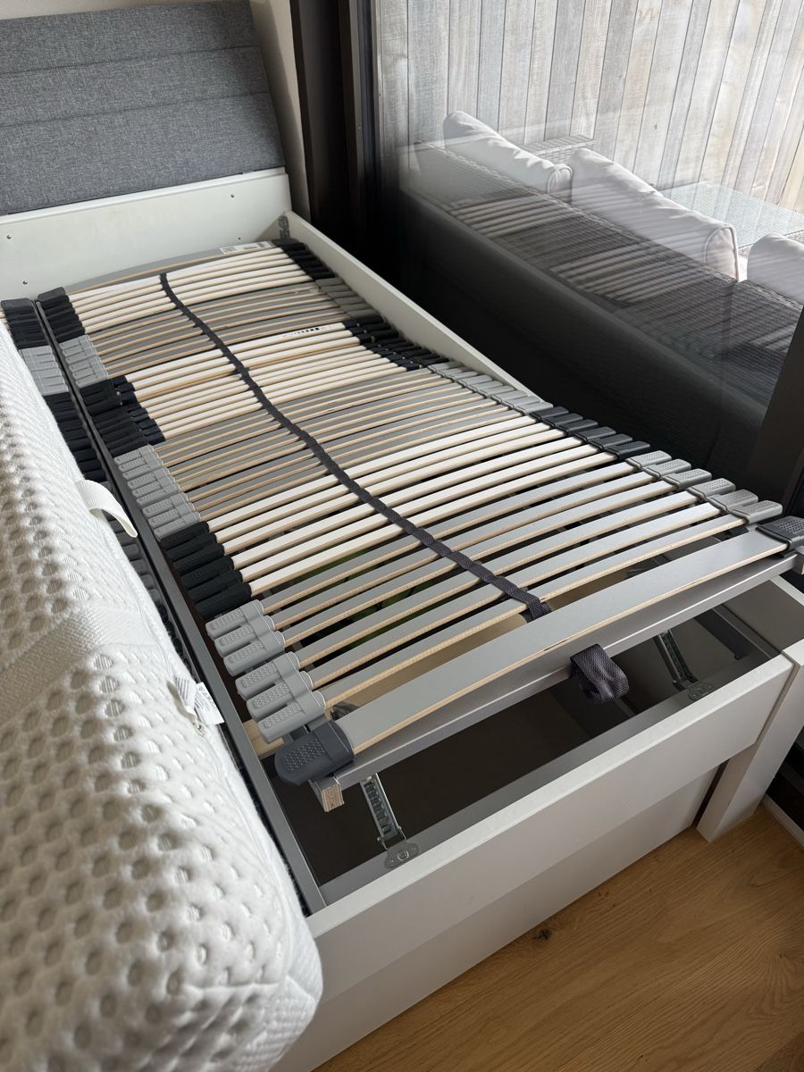 Letti: Bett mit Lattenrost und Schubladen – Usato da Zollikofen venduto da alessia.sarah 2