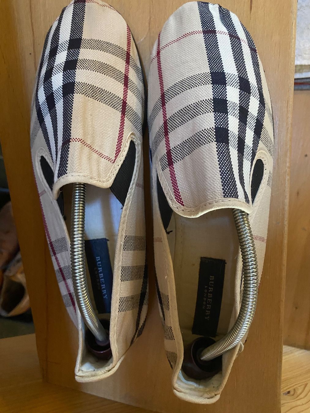 Burberry Scarpe da donna: Burberry Espadrilles Grösse 40 – Usato da Russikon venduto da Honolulu-2019 1