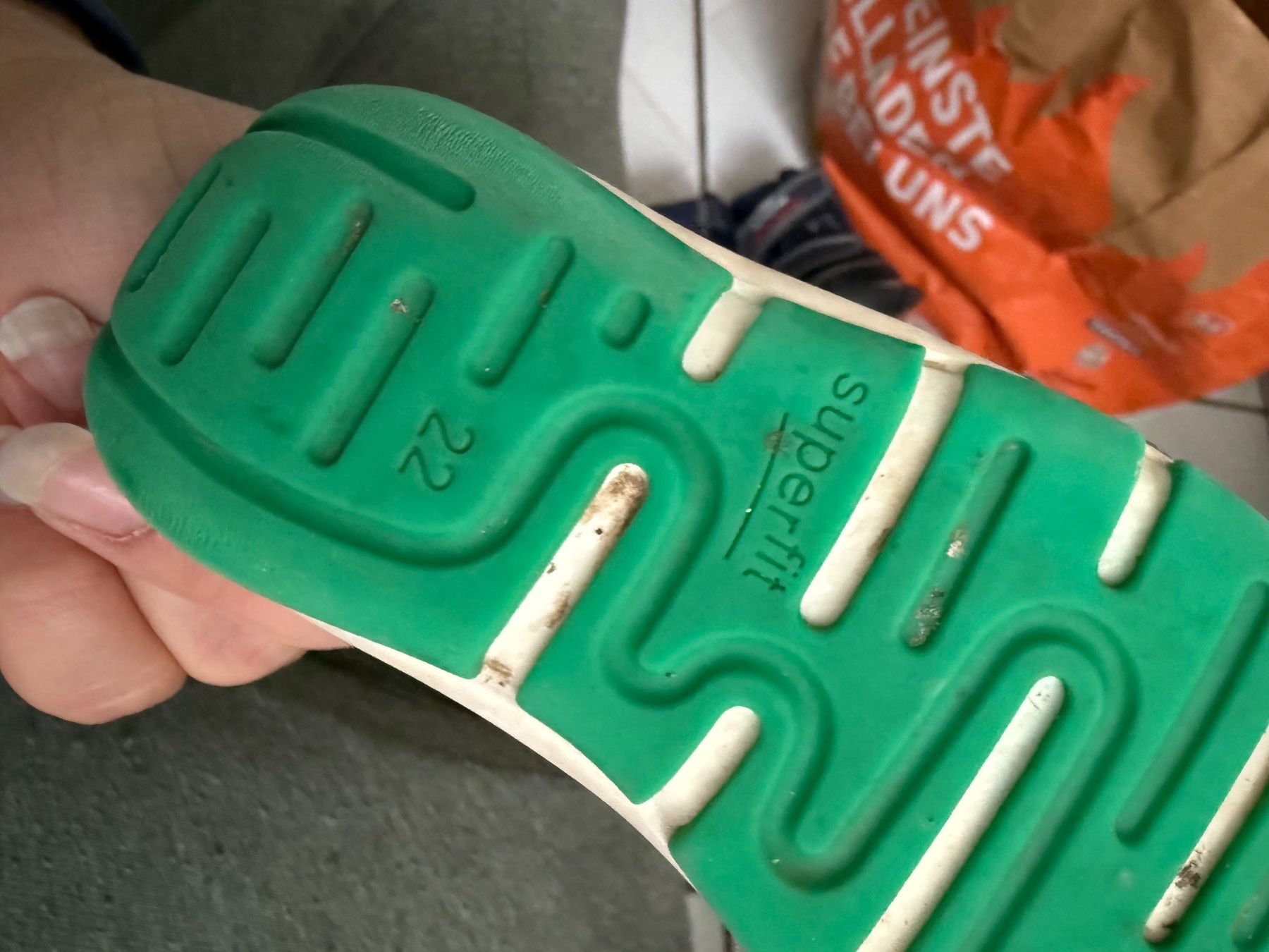 Scarpe per ragazzi: Kinder Sandalen Superfit Grösse 22 – Usato da Bellach venduto da S.Kyra 1
