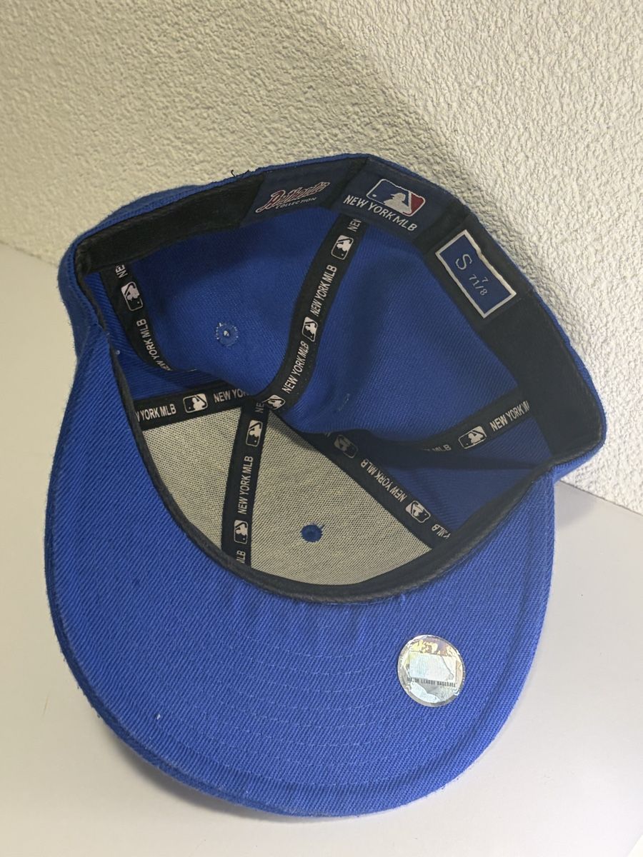 Autres vêtements & accessoires: LA new era – Neuf (Voir description) à Fribourg par ani_qj7v 2
