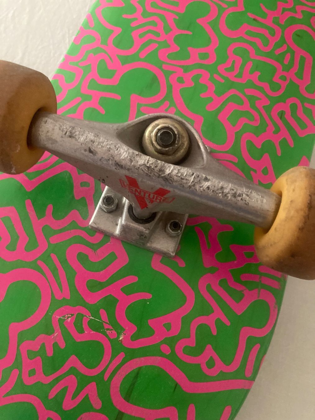 Skateboards: Keith Haring x Alien Workshop Skateboard Deck – D'occasion à Genève par Patchmaster 2