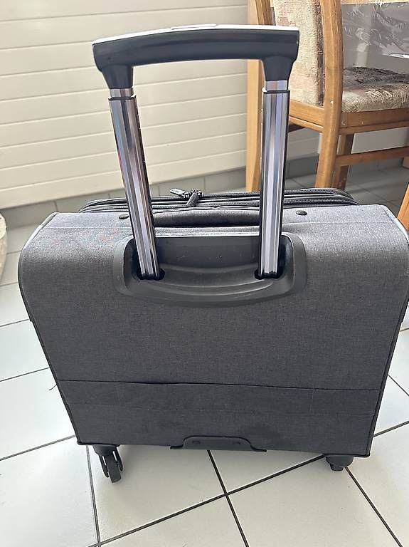 Valigie & Borse: central square business trolley – Usato da ramsen venduto da win_vtw2 2