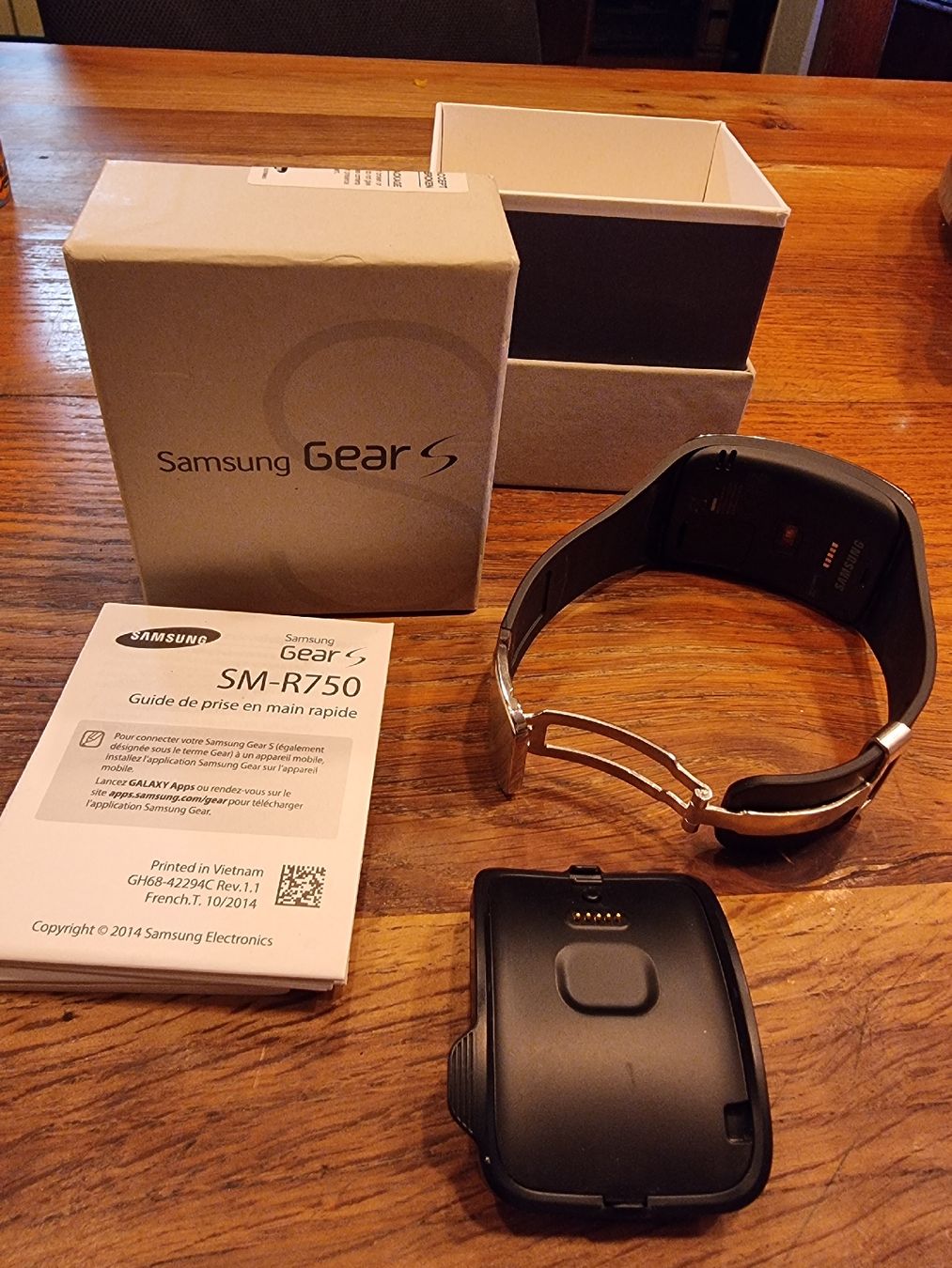 Samsung Smartwatch: Samsung Gear S – D'occasion à Glis par Jennessa 1