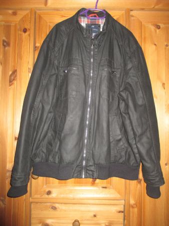 SPORTLICHE HERREN JACKE SCHWARZ GR. 3 XL 64-66